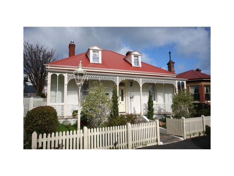 Battery Point TAS 7004