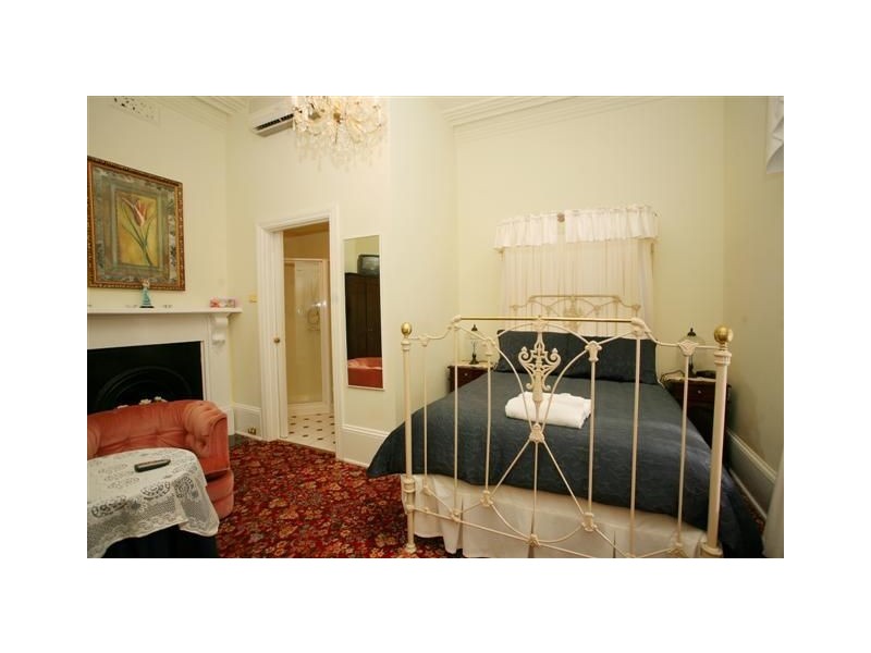 Battery Point TAS 7004