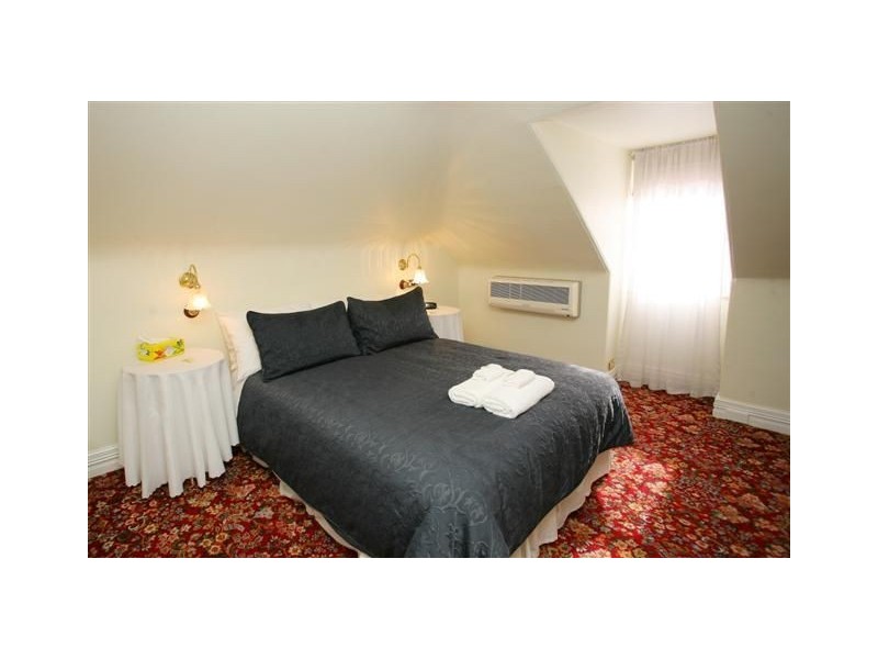 Battery Point TAS 7004