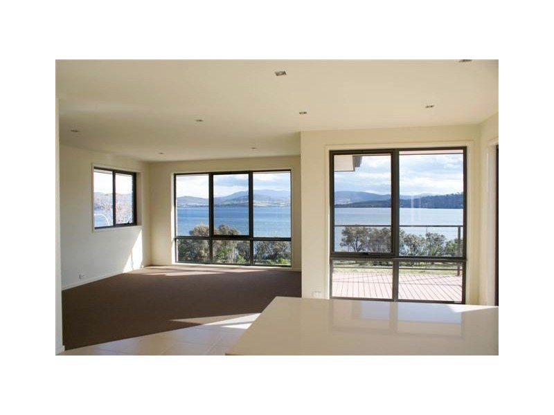 76 Reynolds Road, Midway Point TAS 7171