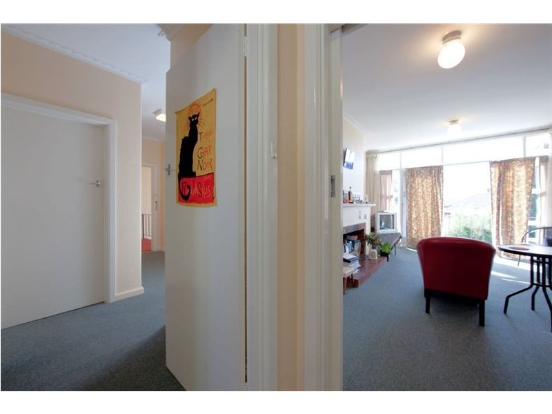 9/1A Sayer Crescent, Sandy Bay TAS 7005