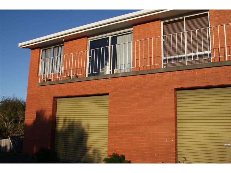 1/54 Pottery Road, Lenah Valley TAS 7008