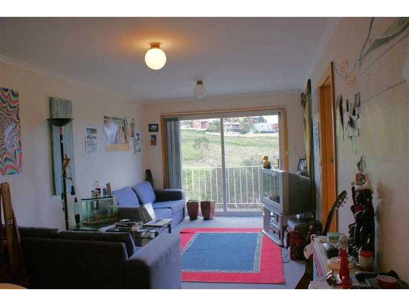 1/54 Pottery Road, Lenah Valley TAS 7008