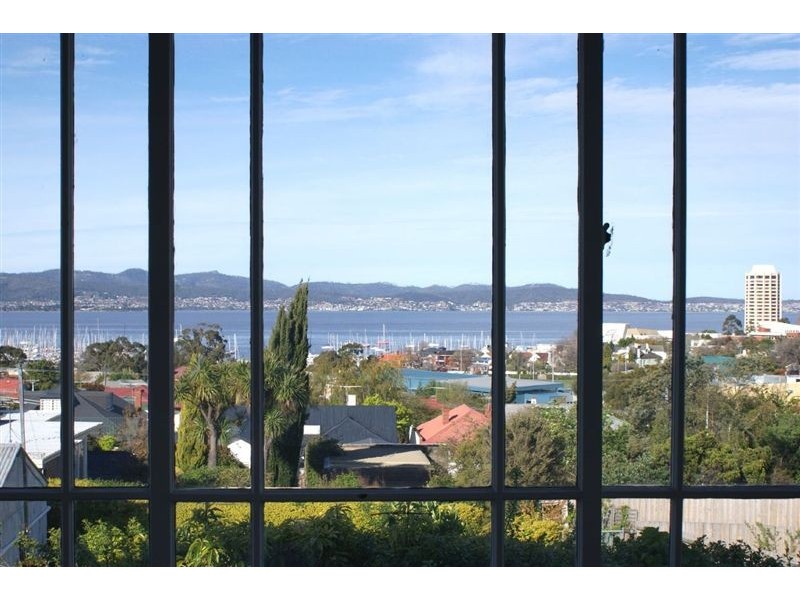 75 Regent Street, Sandy Bay TAS 7005