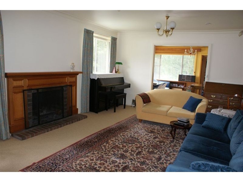 10 Lauramont Avenue, Sandy Bay TAS 7005