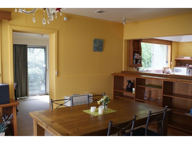 10 Lauramont Avenue, Sandy Bay TAS 7005