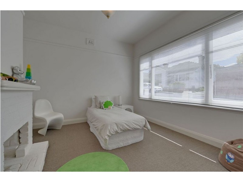 1 Randall Street, Sandy Bay TAS 7005