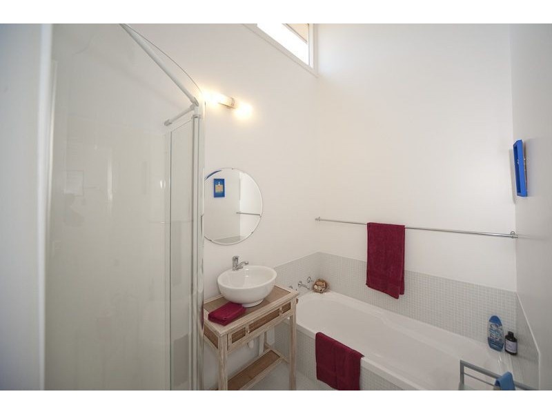 483 Churchill Avenue, Sandy Bay TAS 7005