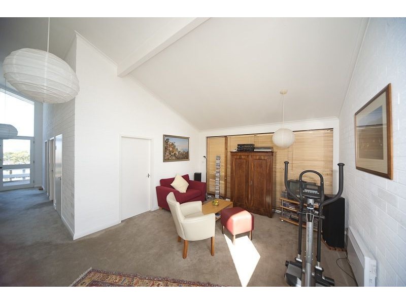 483 Churchill Avenue, Sandy Bay TAS 7005