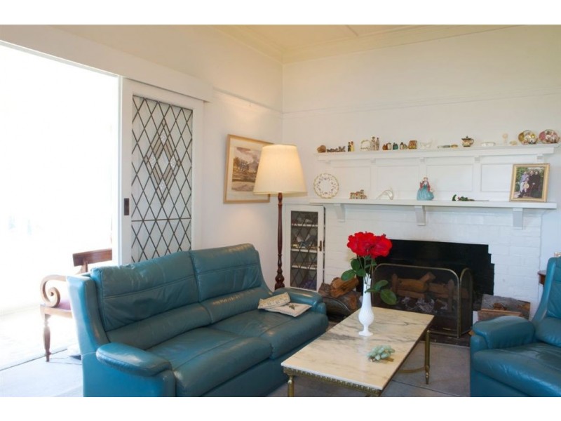 11 Red Knigts Road, Sandy Bay TAS 7005