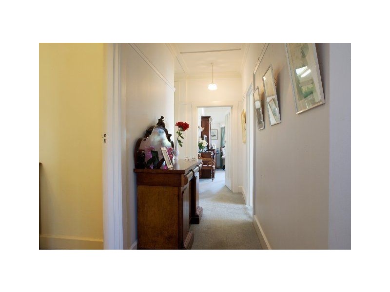 11 Red Knigts Road, Sandy Bay TAS 7005