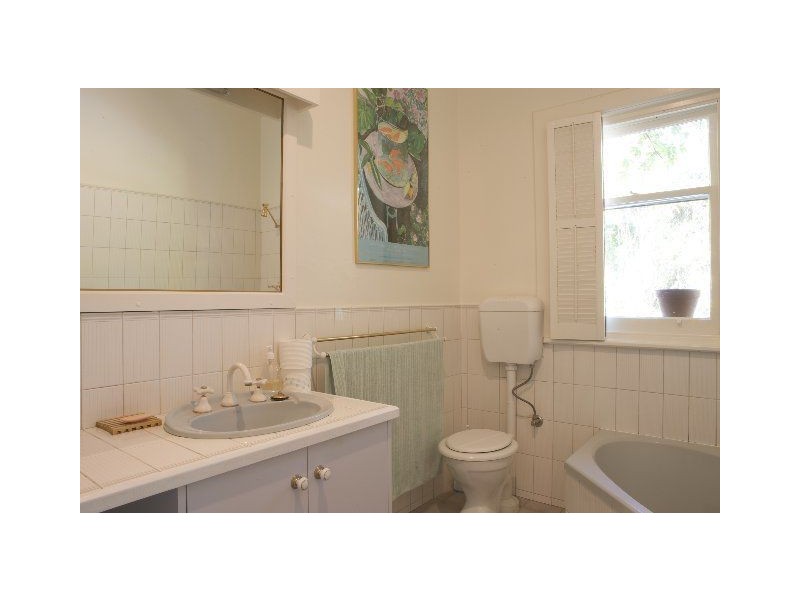 11 Red Knigts Road, Sandy Bay TAS 7005