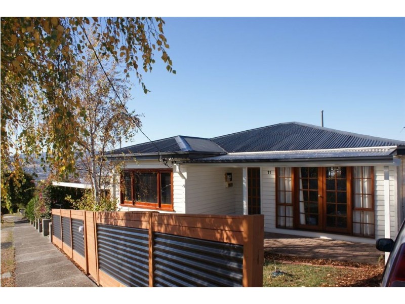 11 Milton Crescent, Moonah TAS 7009