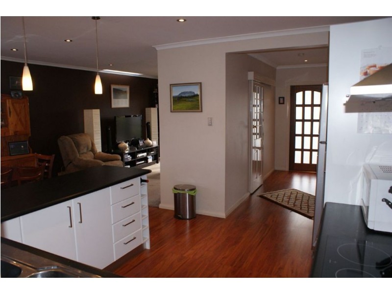 11 Milton Crescent, Moonah TAS 7009