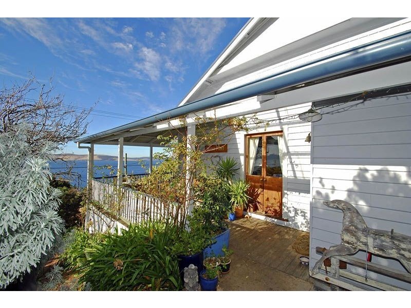 811 Sandy Bay Road, Sandy Bay TAS 7005