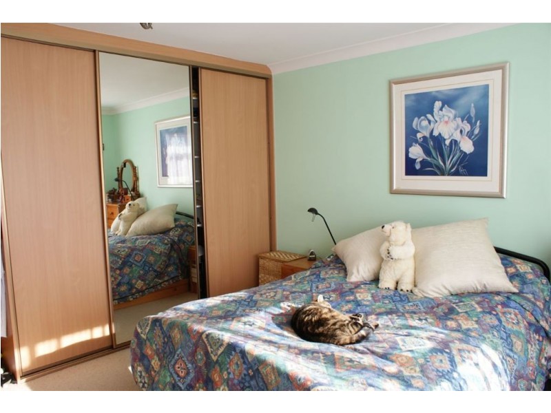 12 Hillside Road, West Hobart TAS 7000