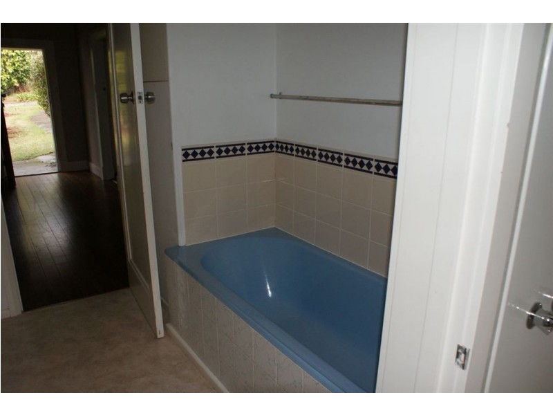 13 Lambert Avenue, Sandy Bay TAS 7005