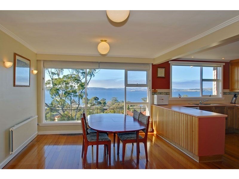 12 Harrow Place, Taroona TAS 7053