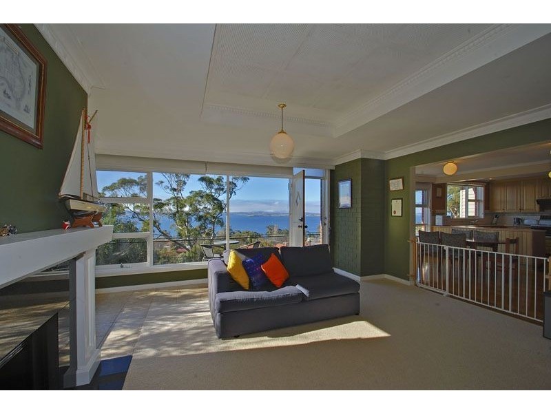 12 Harrow Place, Taroona TAS 7053