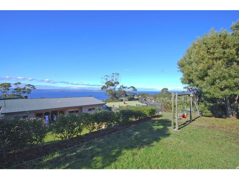 12 Harrow Place, Taroona TAS 7053