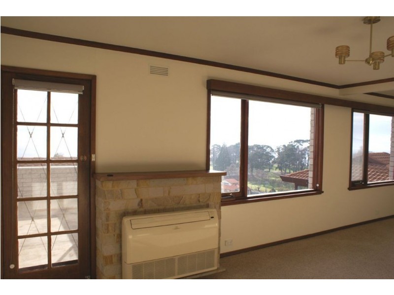 4/7A Chessington Court, Sandy Bay TAS 7005