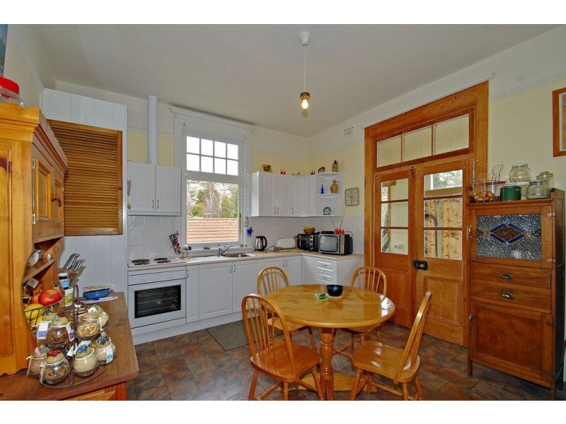 3 Newlands Avenue, Lenah Valley TAS 7008