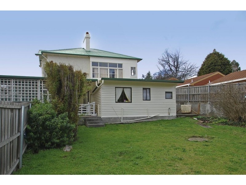 3 Newlands Avenue, Lenah Valley TAS 7008
