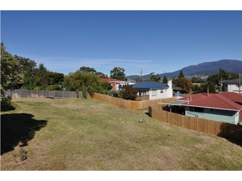 88a Kaoota Road, Rose Bay TAS 7015