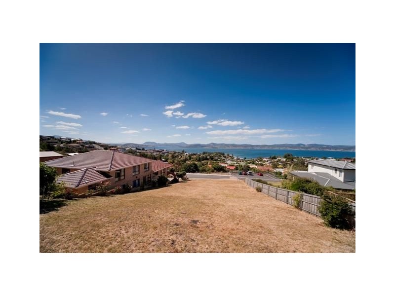 40 Coolabah Road, Sandy Bay TAS 7005