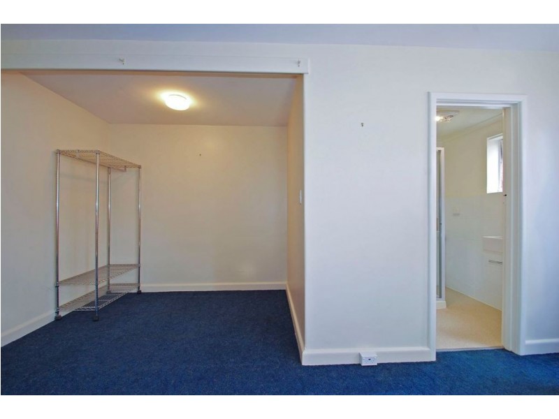 8/413 – 415 Elizabeth Street, North Hobart TAS 7000