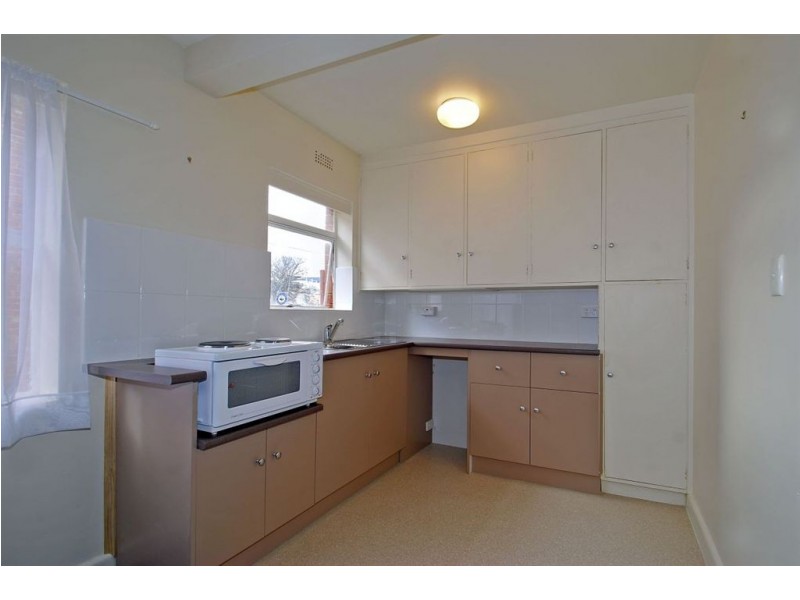 8/413 – 415 Elizabeth Street, North Hobart TAS 7000