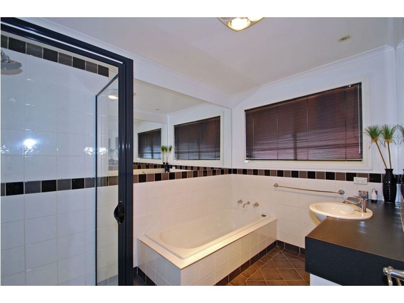 7 Fehre Court, Sandy Bay TAS 7005
