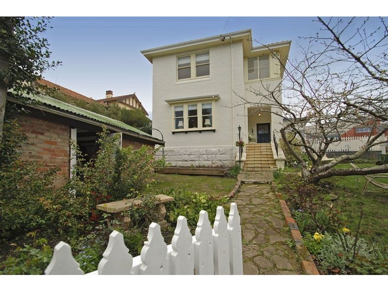 6A Nelson Road, Sandy Bay TAS 7005