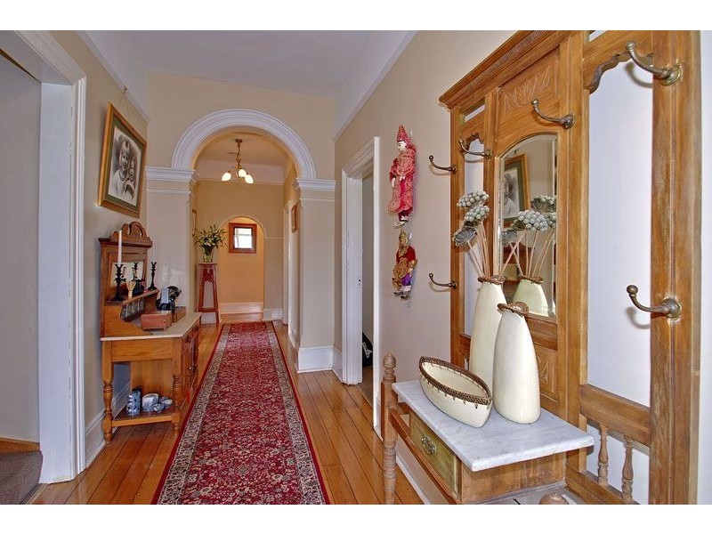 13 Carlton Street, New Town TAS 7008