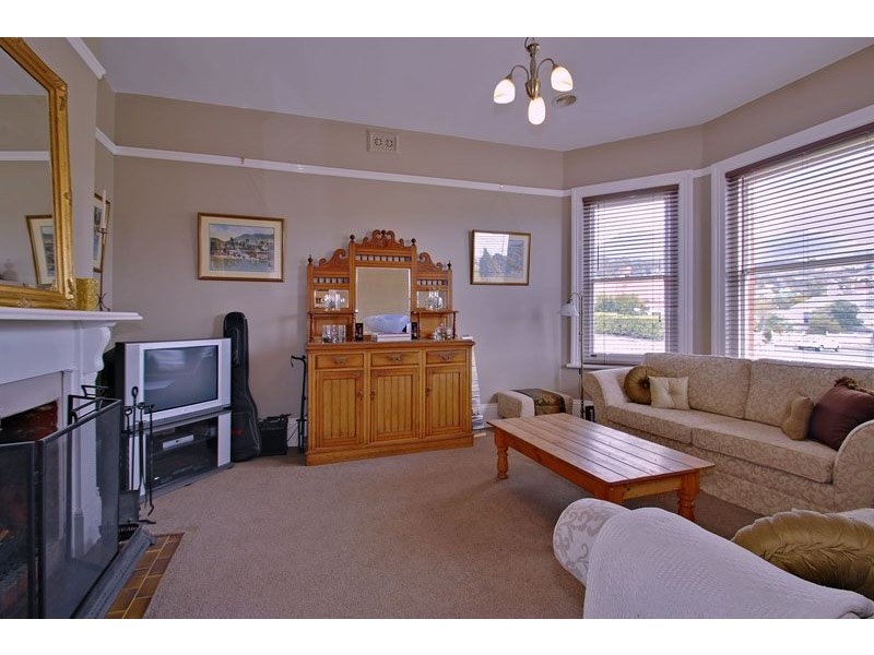 13 Carlton Street, New Town TAS 7008