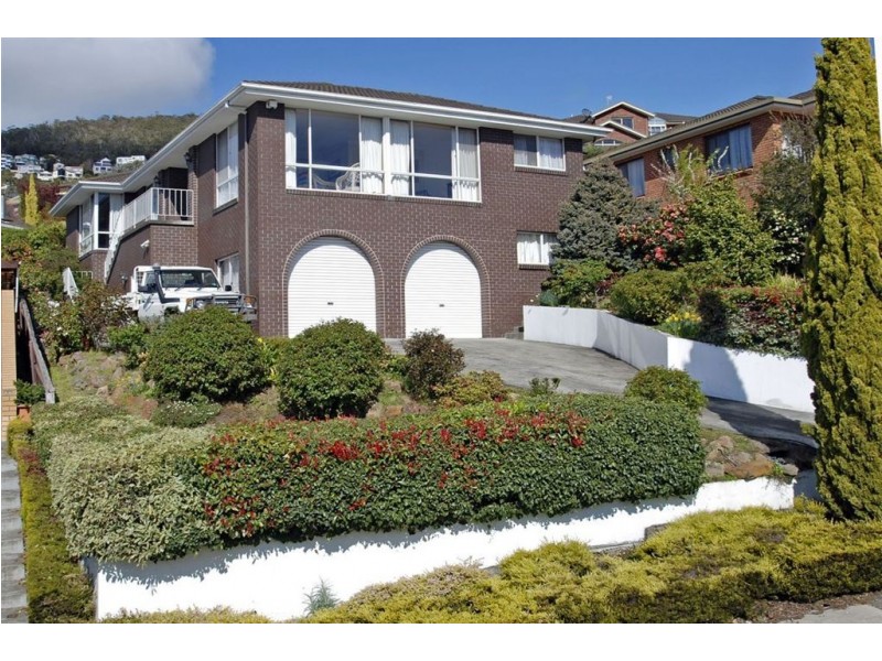 14 Hampshire Road, Sandy Bay TAS 7005