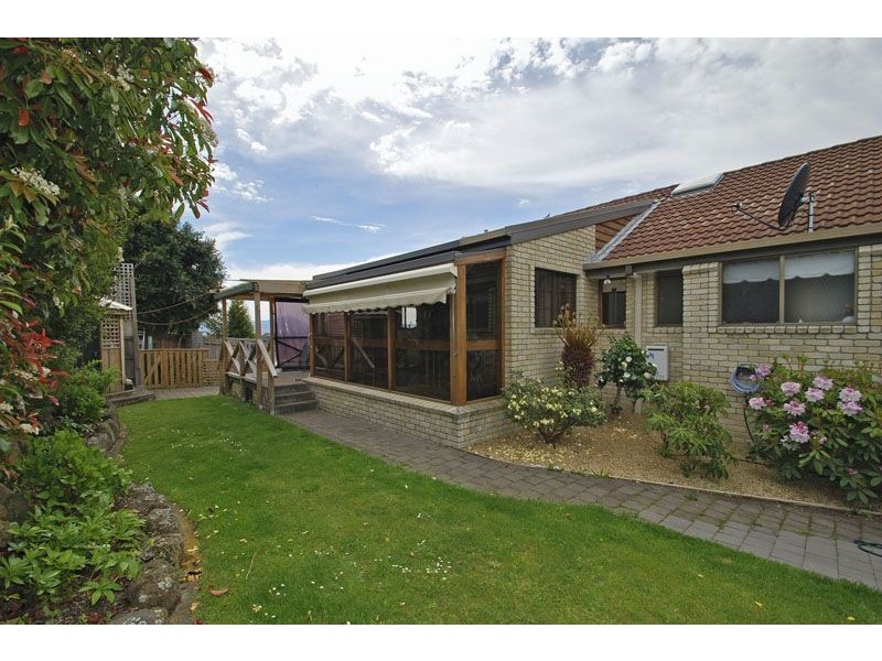 16 Firth Road, Lenah Valley TAS 7008