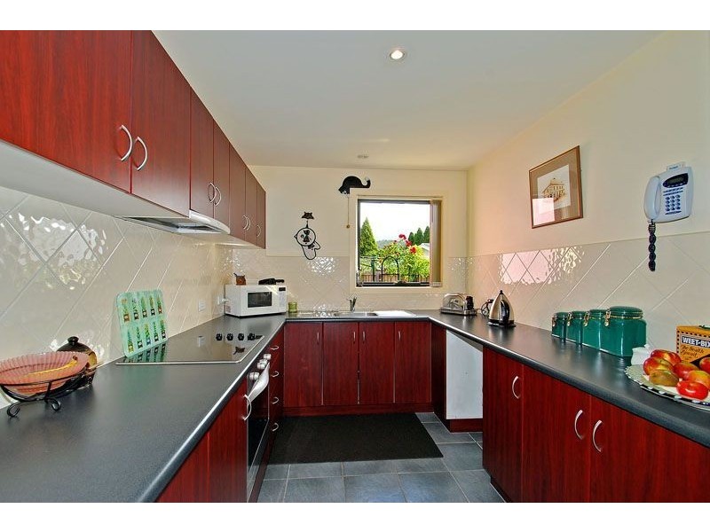 3/122 New Town Road, New Town TAS 7008