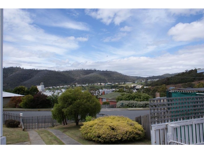 73 Binalong Road, Mornington TAS 7018
