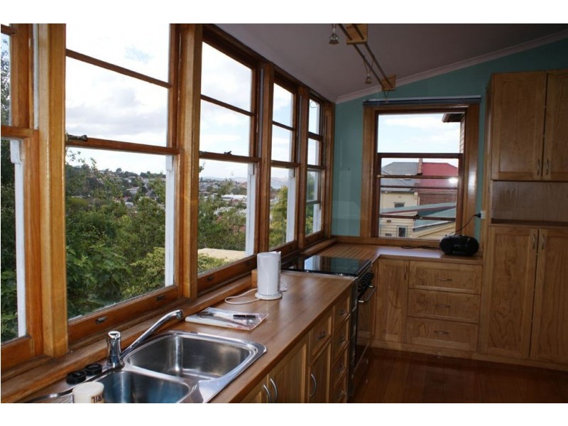 3 Carr Street, North Hobart TAS 7000