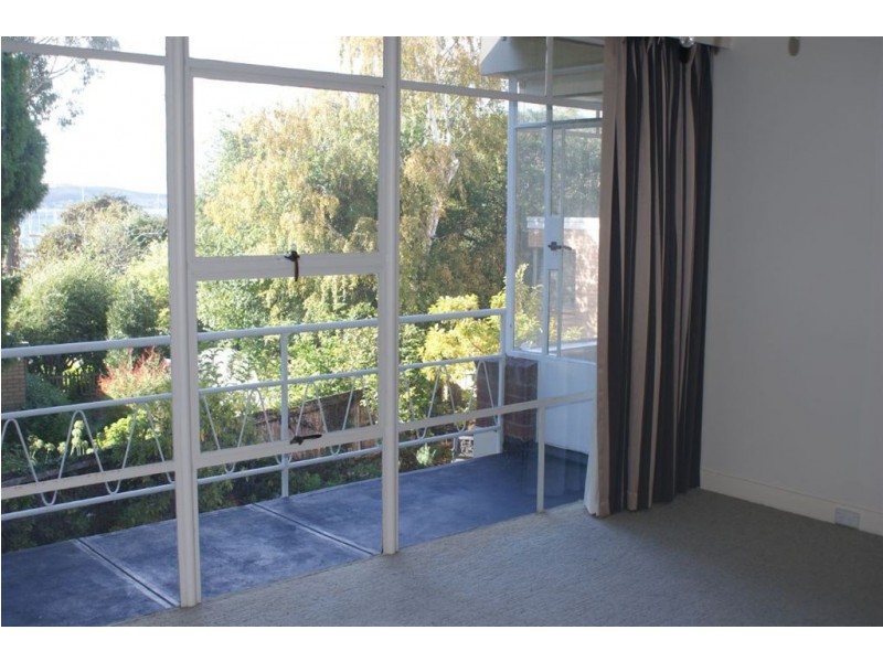 17 Margaret Street, Sandy Bay TAS 7005
