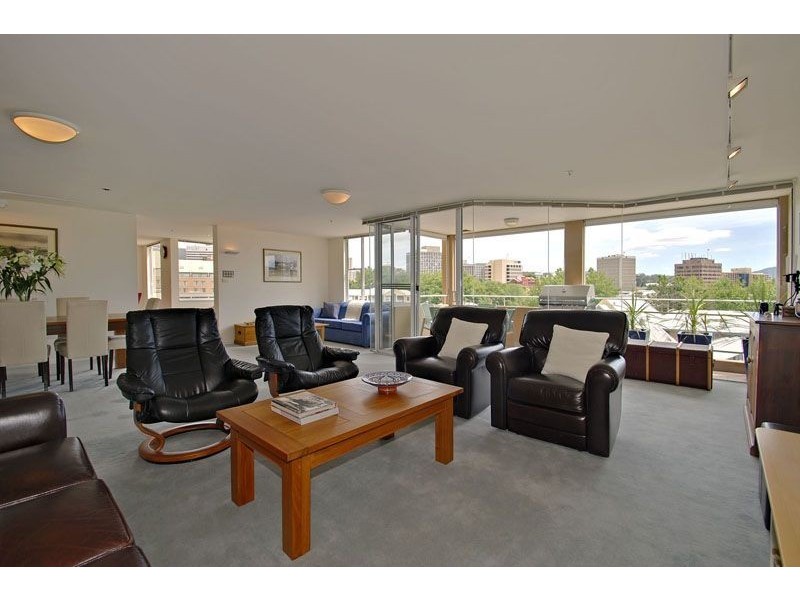 55 Salamanca Square, Battery Point TAS 7004