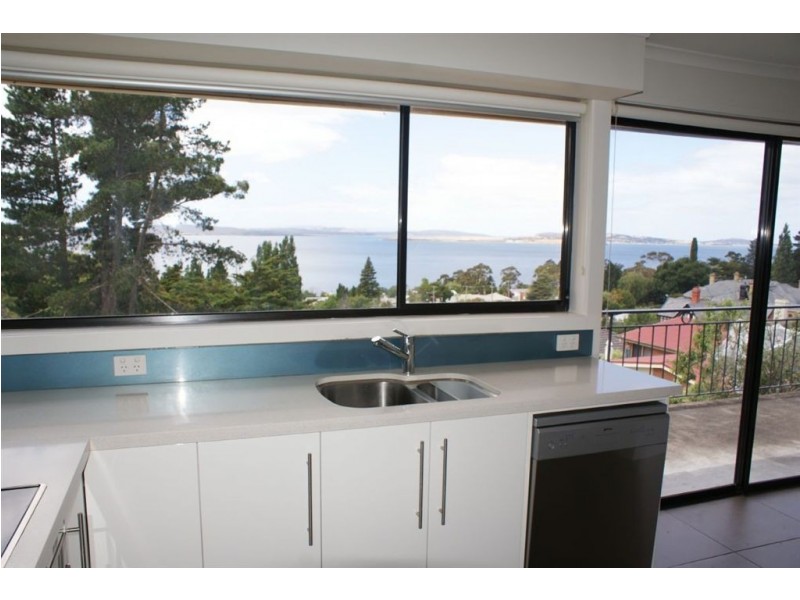48 Delta Court, Taroona TAS 7053