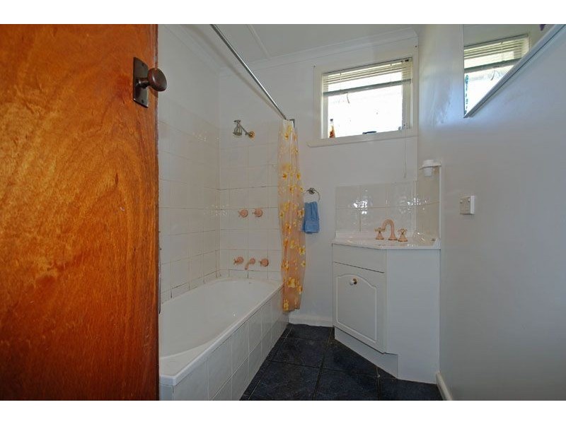 16 Cammeray Road, Claremont TAS 7011