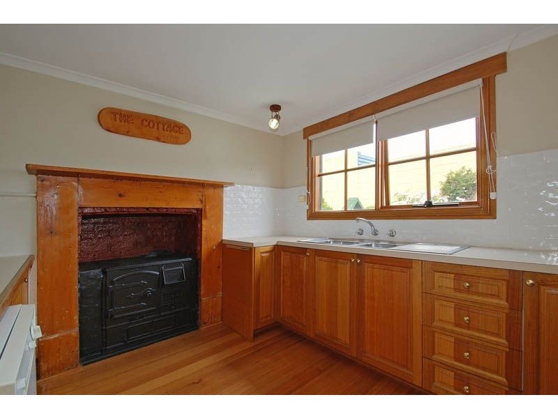 33 Clarence Street, Bellerive TAS 7018