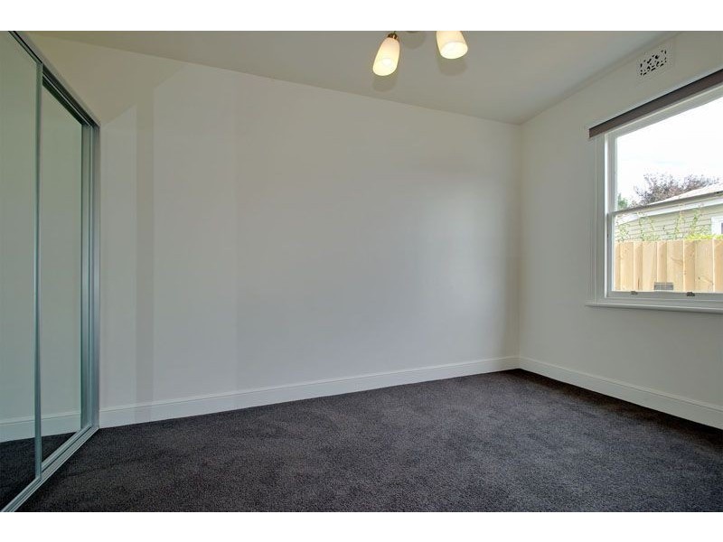 1/28 Main Road, Claremont TAS 7011