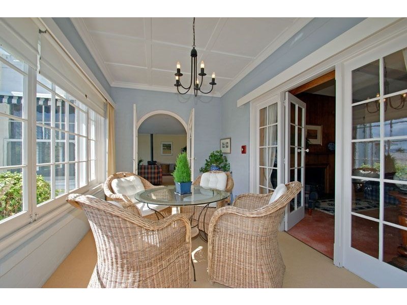 2/10 Mawhera Avenue, Sandy Bay TAS 7005