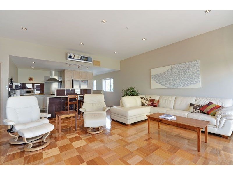 10/82 Hampden Road, Battery Point TAS 7004