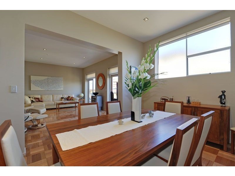 10/82 Hampden Road, Battery Point TAS 7004