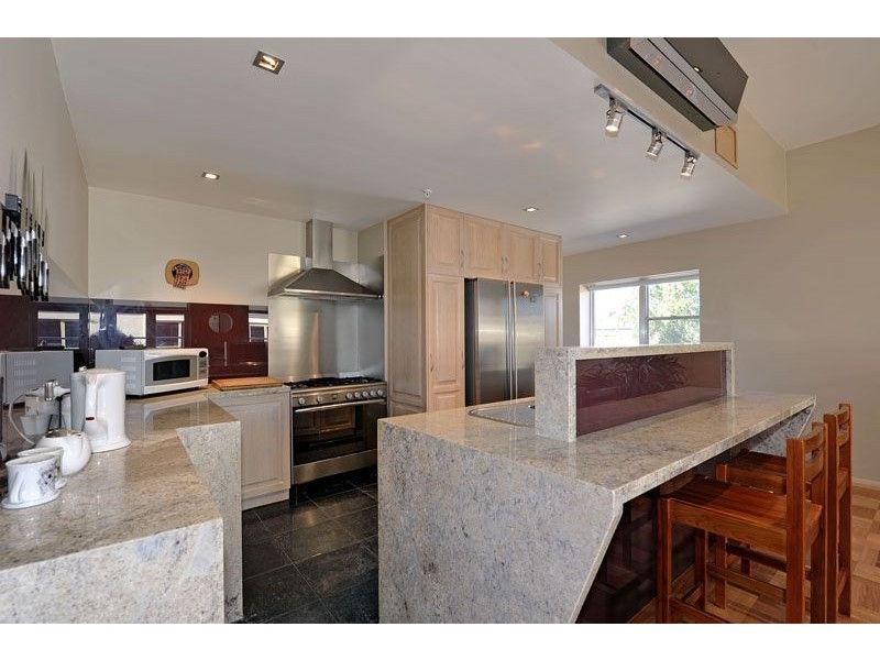 10/82 Hampden Road, Battery Point TAS 7004